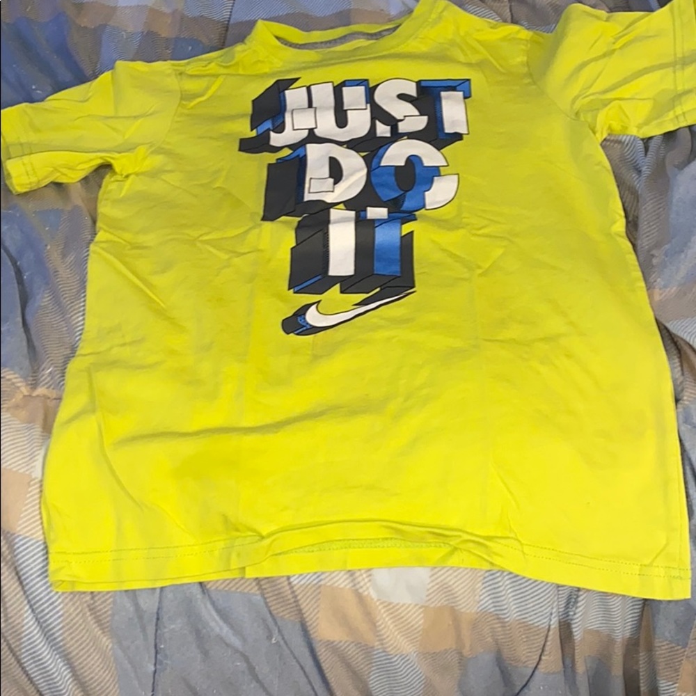 Nike Short Sleeve Just Do it top size Large
